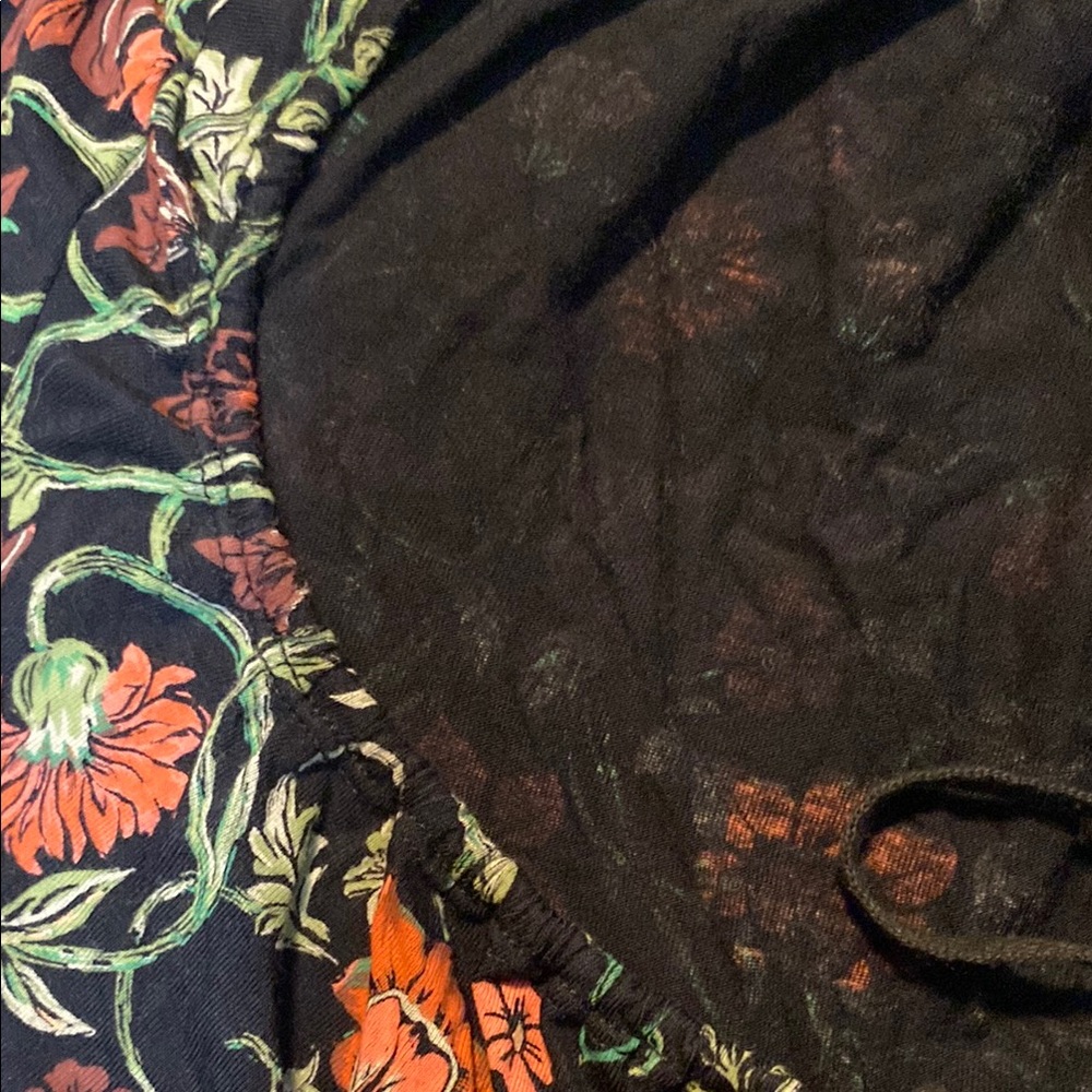 Floral Black Top with Orange Accents - Picture 4 of 5